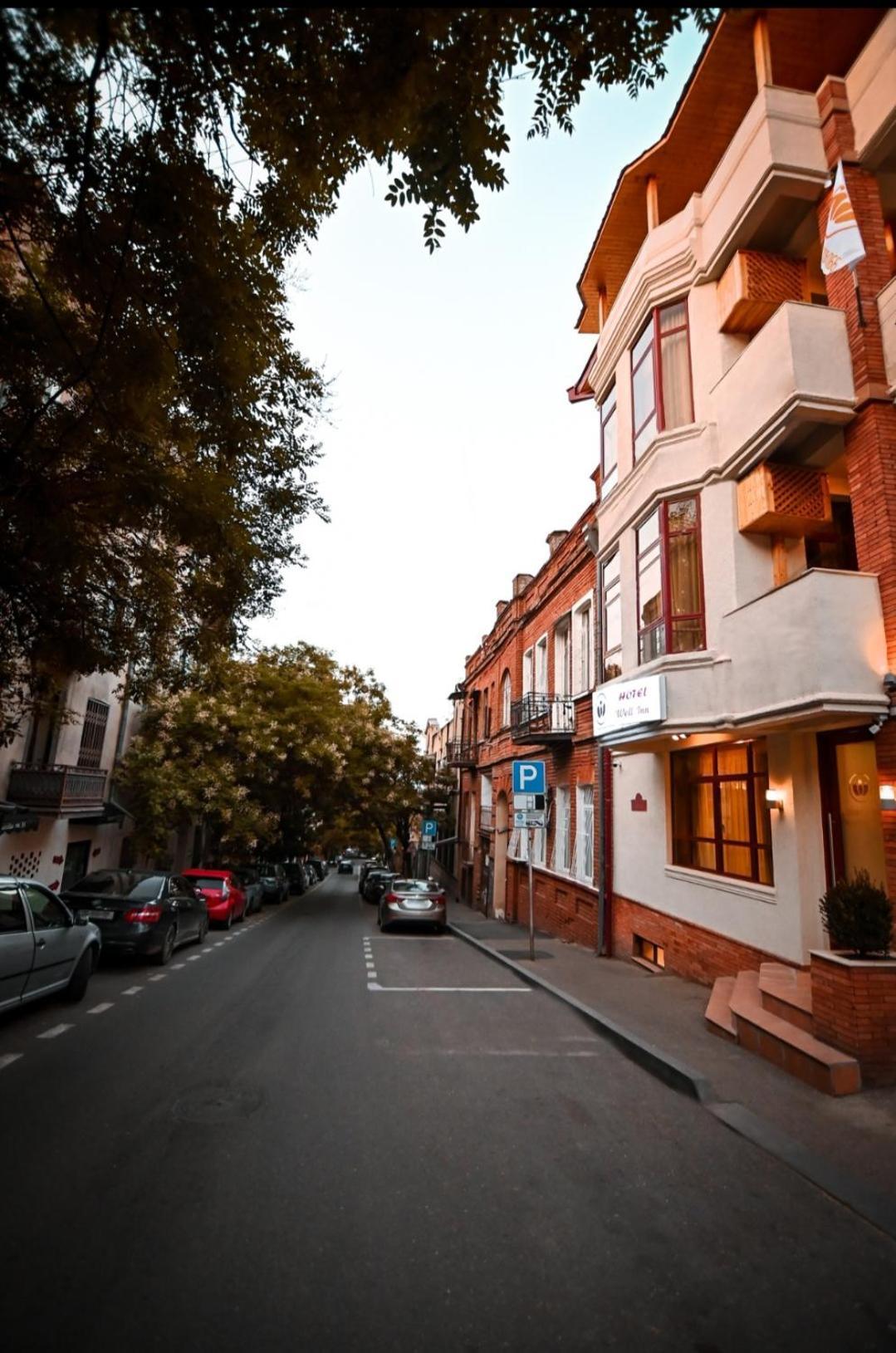 Hotel Well Inn Tbilisi Exterior foto